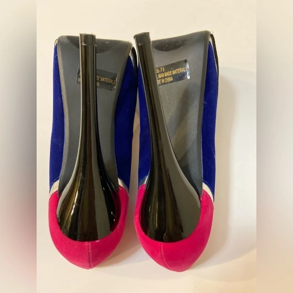 SHI By Journeys~Vibrant Faux Suede~Platform High Heel Stiletto~Peep Toe~Size 7.5